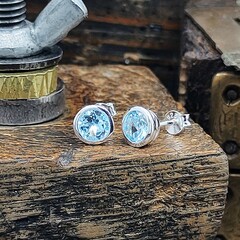 Round AA Sky blue topaz brilliants studs