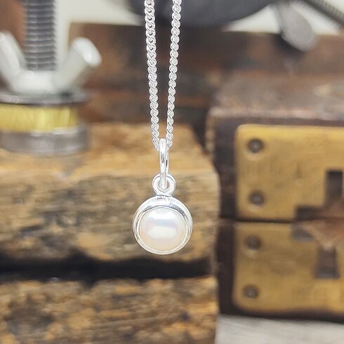 Pearl Birthstone Pendant June