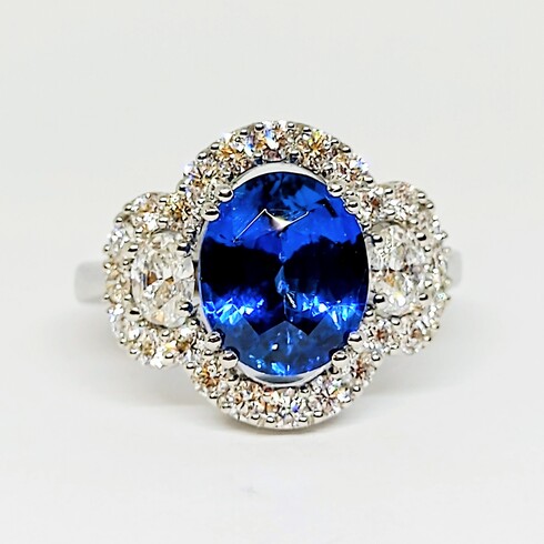 Sapphire and diamond cluster deco style ring