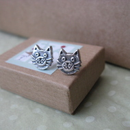 Cat Head Studs