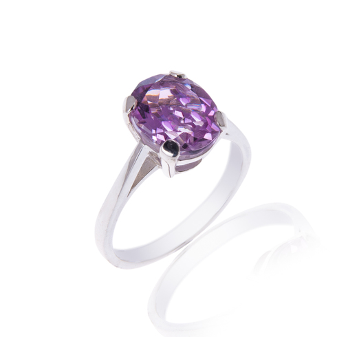 Pale Amethyst Oval Ring