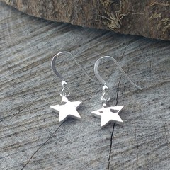 NEW Chunky hammered star drop earrings