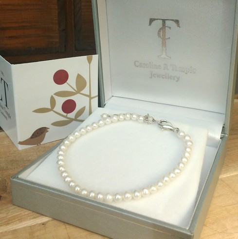 Rare baby seed pearl bracelet