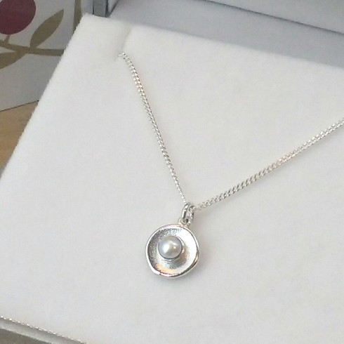 Natural white button pearl pebble pendant